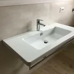 Casa Eva アパート ビビオーネ